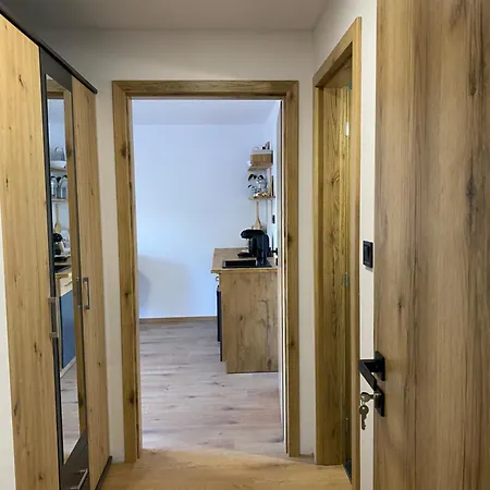 Arnostka Apartment *